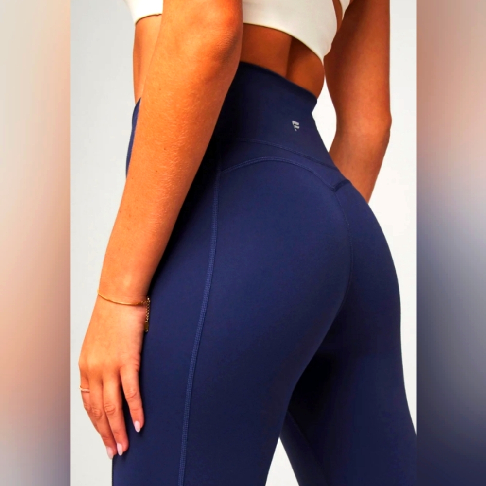 Fabletics Oasis Pureluxe High-waisted Kick Flare - Picture 3 of 9